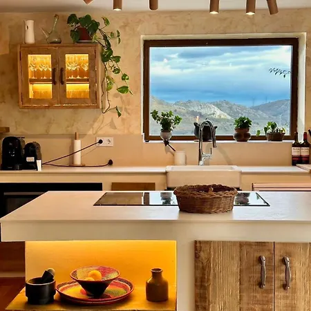 Del Valle, Valles Chalet Liérganes