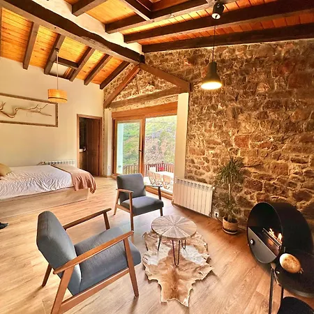 Del Valle, Valles Alpesi faház Liérganes