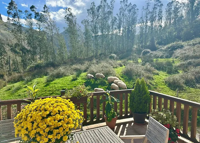 Chalet Del Valle, Valles